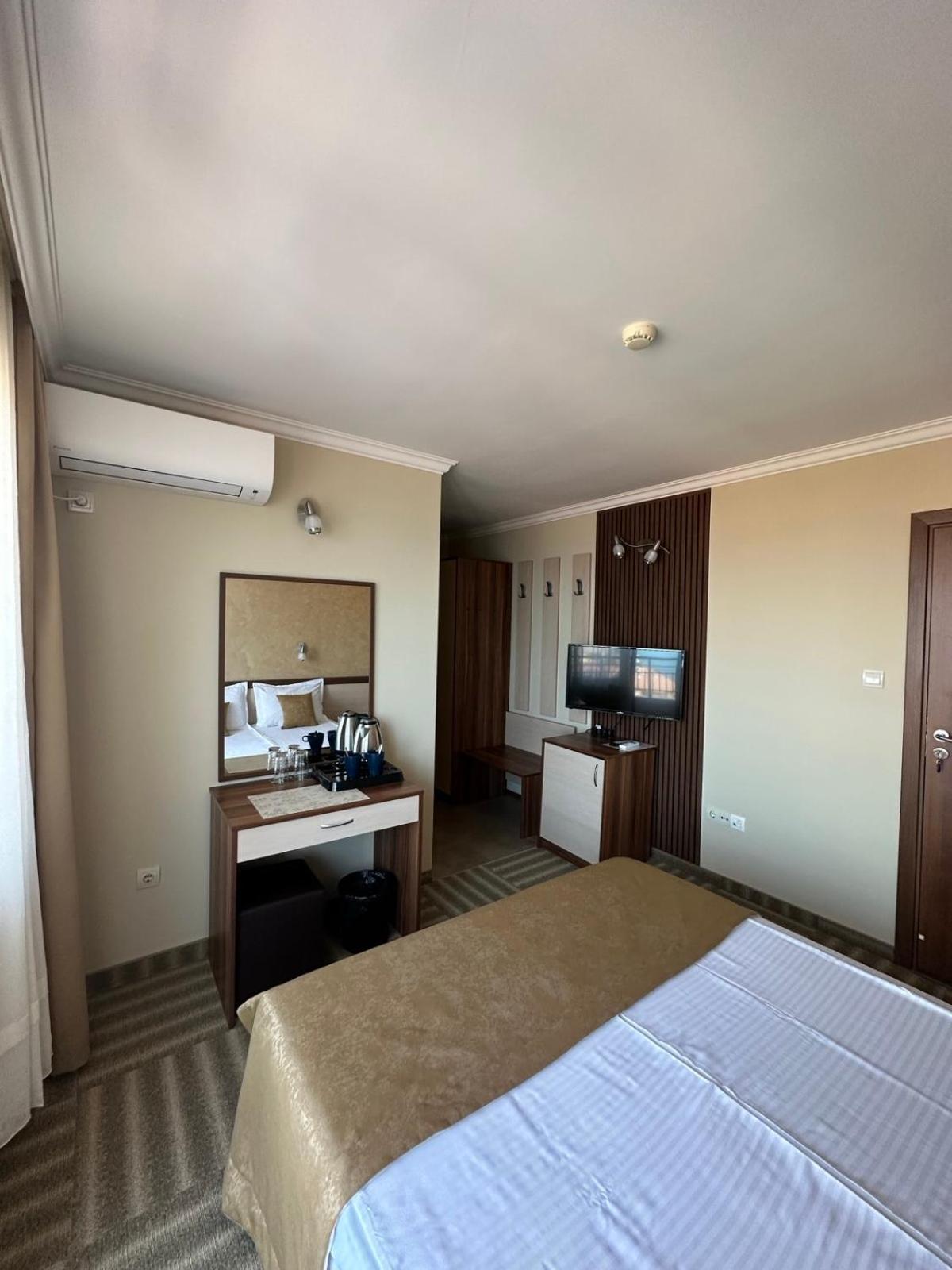 Family Hotel Radiana Sozopol Eksteriør billede