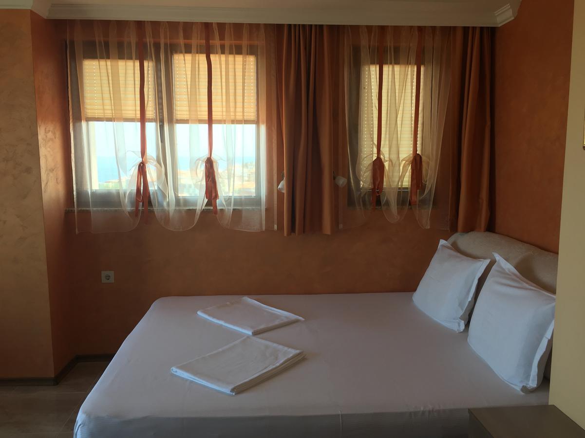 Family Hotel Radiana Sozopol Eksteriør billede