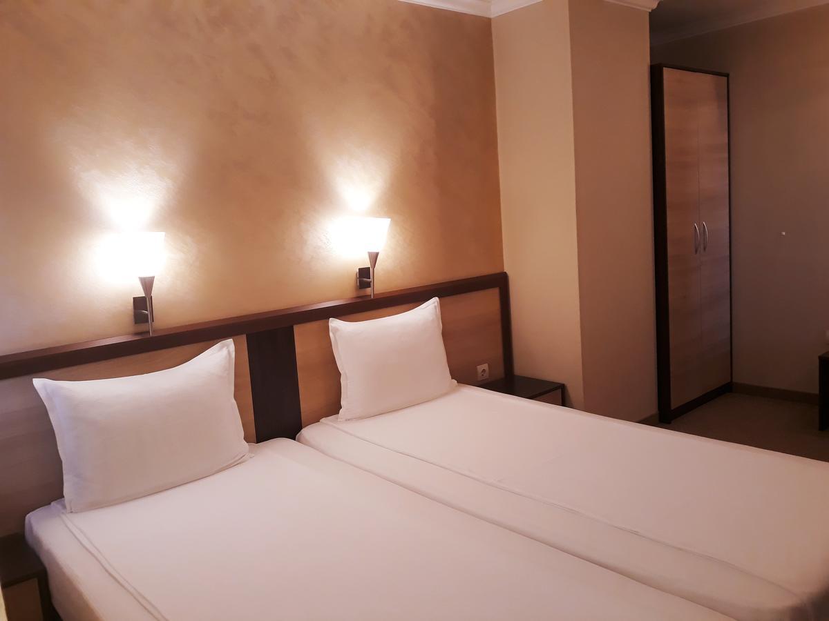 Family Hotel Radiana Sozopol Eksteriør billede